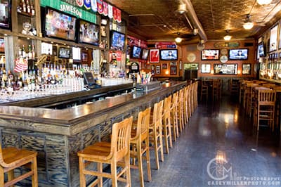 Main bar