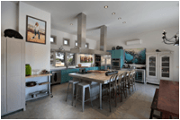 Refugio Kitchen