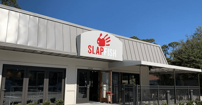 First stand-alone Slapfish opens in Hilton Head