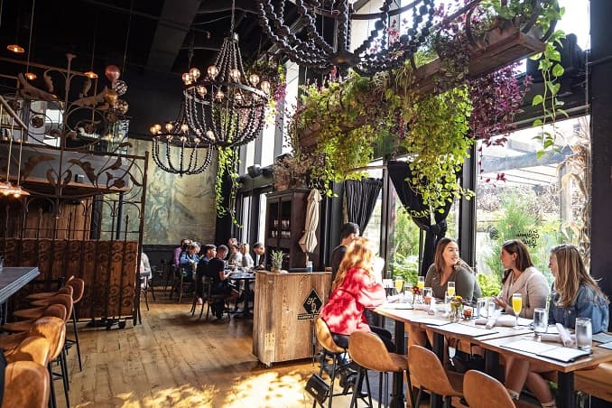 Philadelphia Top Dance Club Turns into COVID 19 Safe Restaurant with New Philly-Centric Ice Room