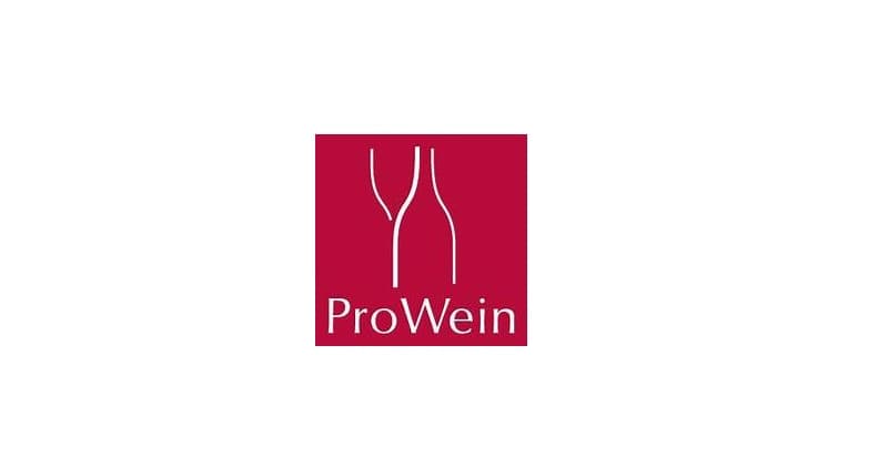 TRENDING: OVERNIGHT CARAVAN STAYS WITH VINTNERS