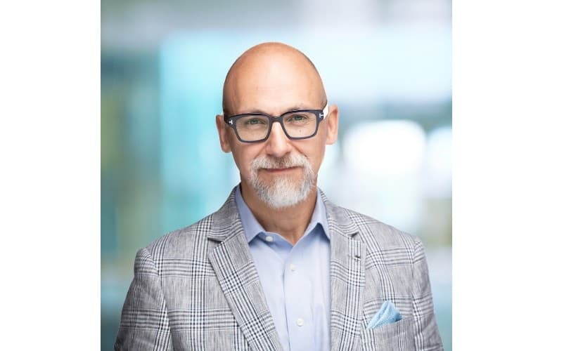 INTERDEPARTMENTAL COMMUNICATIONS & TWO-WAY STAFF MESSAGING WILL ELEVATE HOTEL OPERATIONS IN 2024