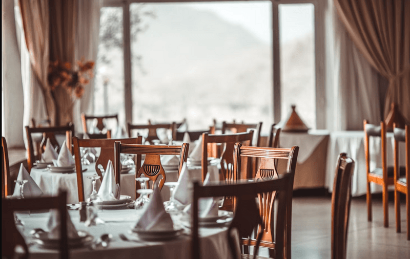 HOW TO LEAD YOUR ESTABLISHED RESTAURANT TO NEW HEIGHTS