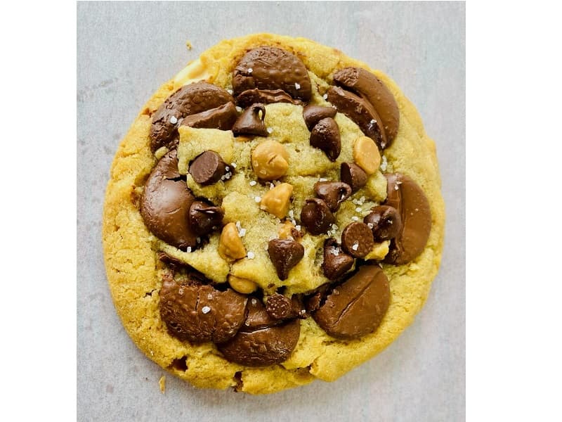 SILVERLAND BAKERY INTRODUCES A NEW 4.5-OUNCE CREATIVE COOKIE:  OUR PEANUT BUTTER CUP COOKIE