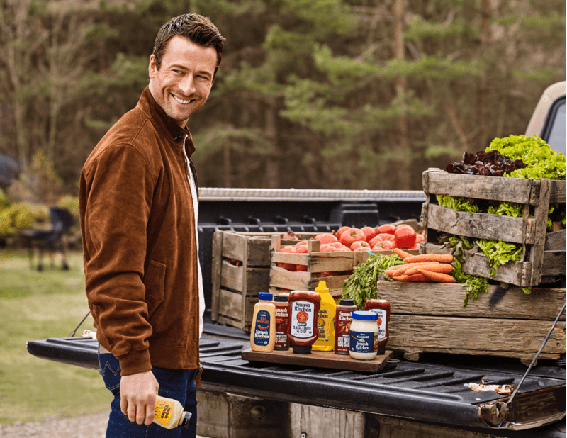 Glen Powell Brings Fresh Flavor to the American Pantry  with Smash Kitchen Organic Condiments