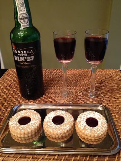 Marshas_Linzer_Cookies_Winner