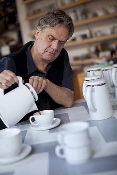 Italian caffee/teaware brand ‘Sowden’ by designer George J. Sowden