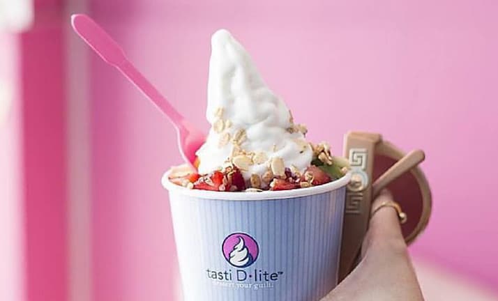 Tasti D-Lite Celebrates National Chocolate Lovers’ Month and Valentine’s Day