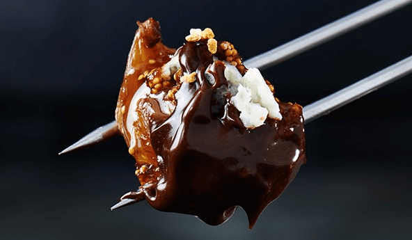 Food & Beverage Desserts Recipes: Chocolate Crème Anglaise