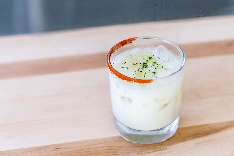 coconut-foam-pina-colada