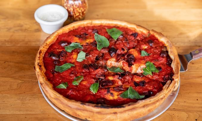 On the Heels of Recent Buyout, Paxti’s Pizza Overhauls Menu, Adding Full Lunch Menu, Dessert Pizzas, Revamped Happy Hour & More