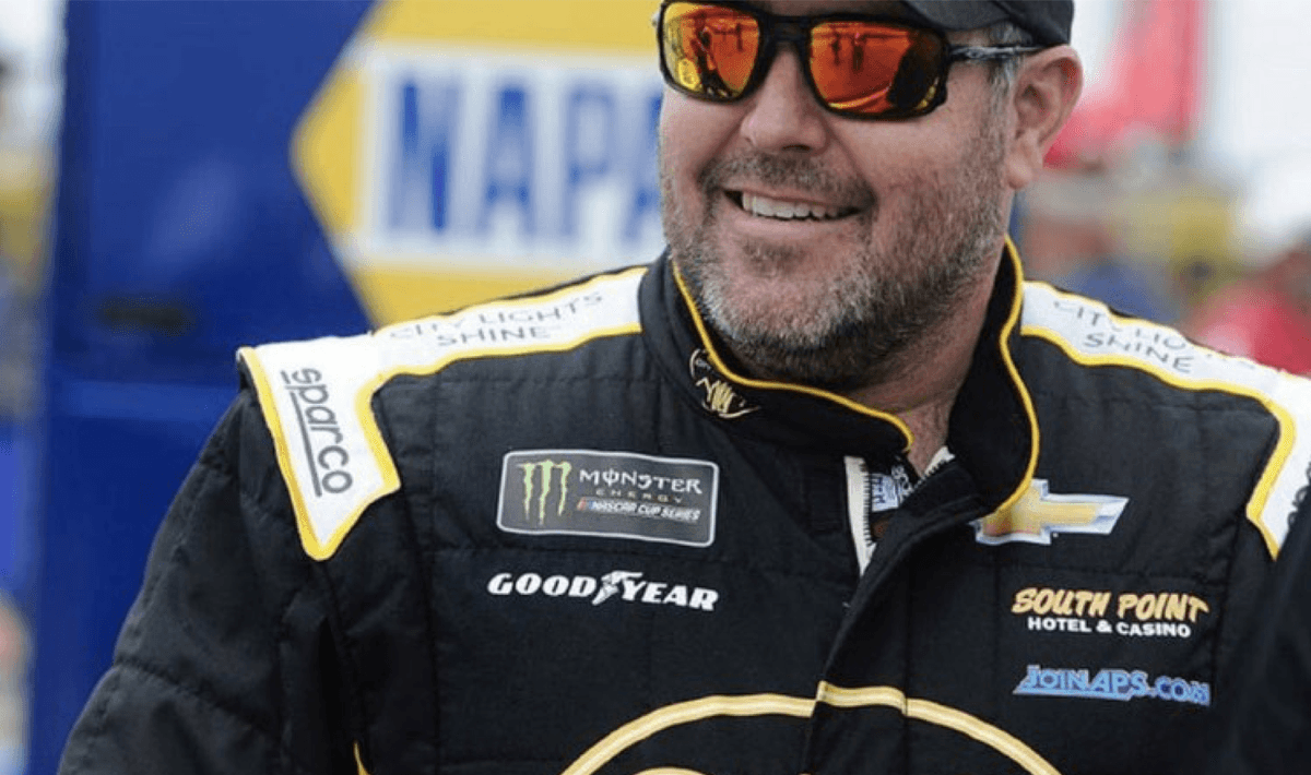 LAS VEGAS LOCAL, FORMER NASCAR DRIVER AND CO-FOUNDER OF CITY LIGHTS SHINE, BRENDAN GAUGHAN TO OPEN THE BAR & RESTAURANT EXPO FLOOR AT THE RIBBON CUTTING CEREMONY