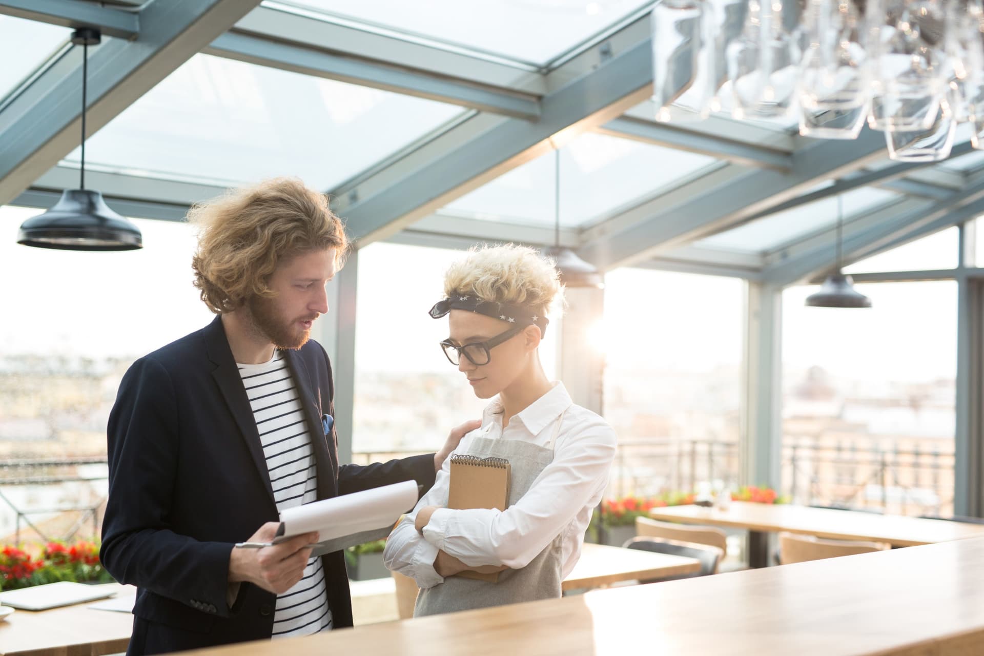 FROM CRITIQUE TO CONFIDENCE: HOW EMPLOYEE FEEDBACK FOSTERS STRONGER RESTAURANTS