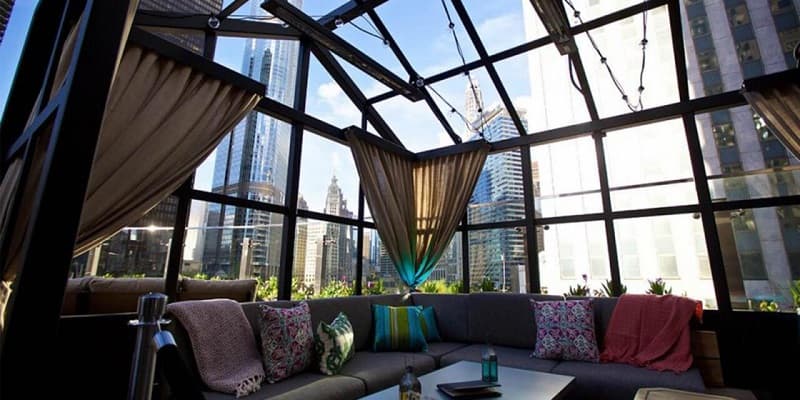 CHICAGO’S RAISED, AN URBAN ROOFTOP BAR, WELCOMES SARAH LASHURE AS NEW BAR MANAGER