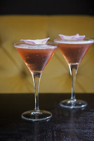 Rittenhouse Brings Classic Holiday Charm To Philadelphia&#8217;s Historic Traditions