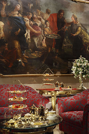 Lobby-Tea with Tiepolo