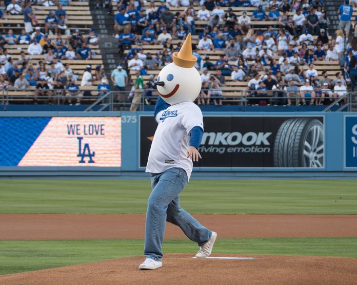 The Infamous “Jack” Throws First Pitch at Dodgers Game Food