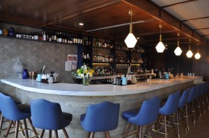 BACKBEAT TOASTS TO DEBUT ON SOUTH LAMAR top bar
