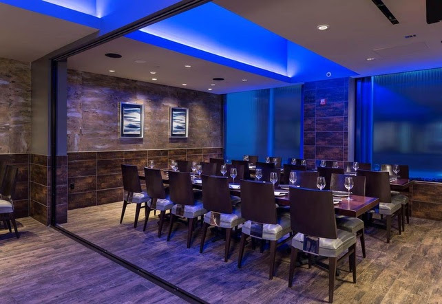 New Kona Grill in Virginia dinning area