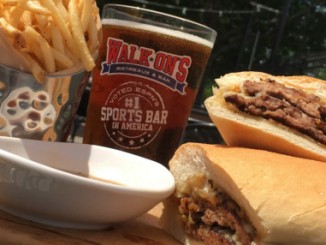 Walk-On&#8217;s Debuts French Dip Burger