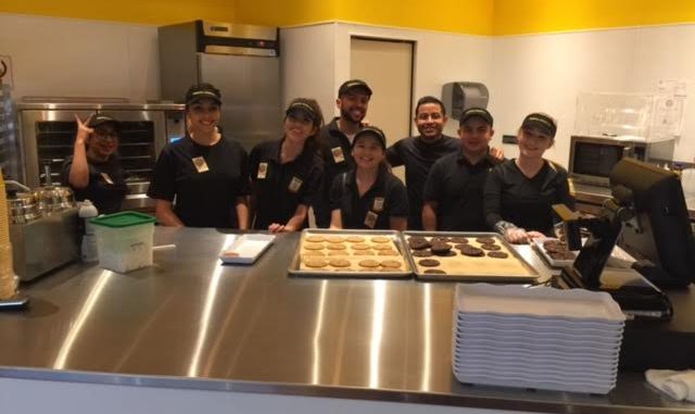nestle-toll-house-cafe-by-chip-las-vegas-staff