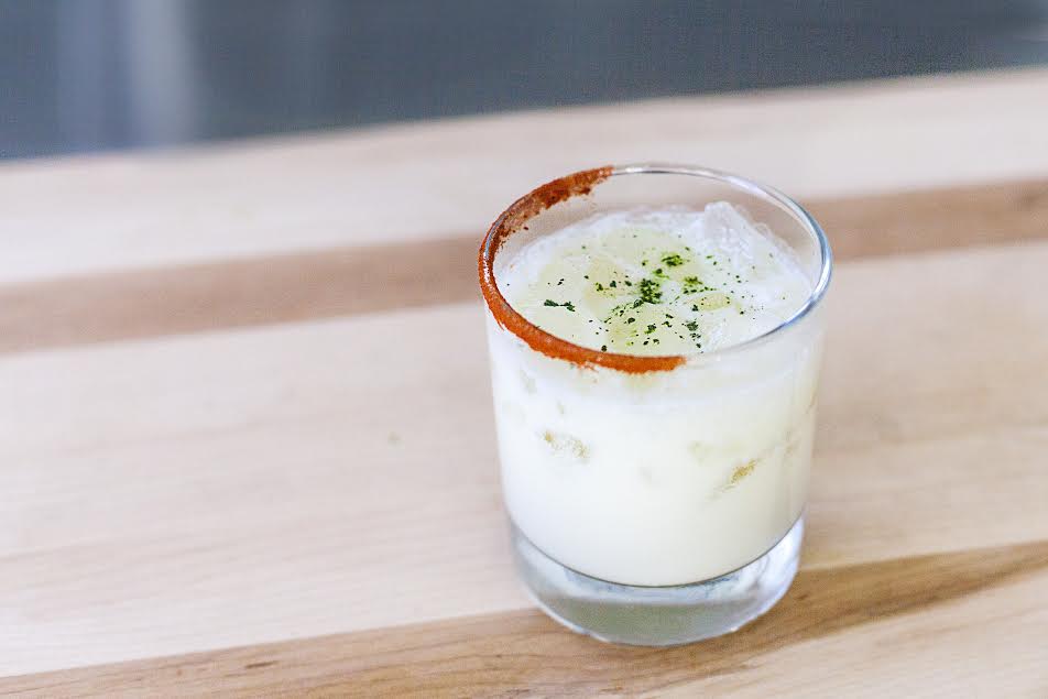 coconut-foam-pina-colada