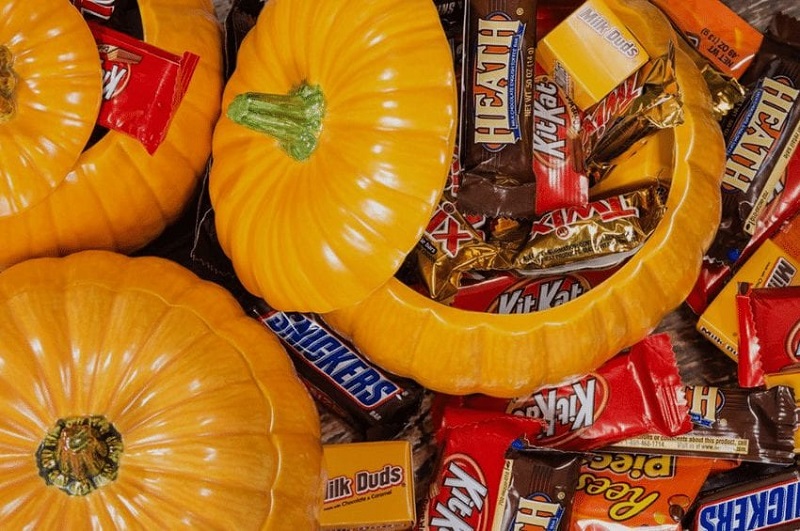 Halloween Treats and Kids: The Scariest Part is the Sugar