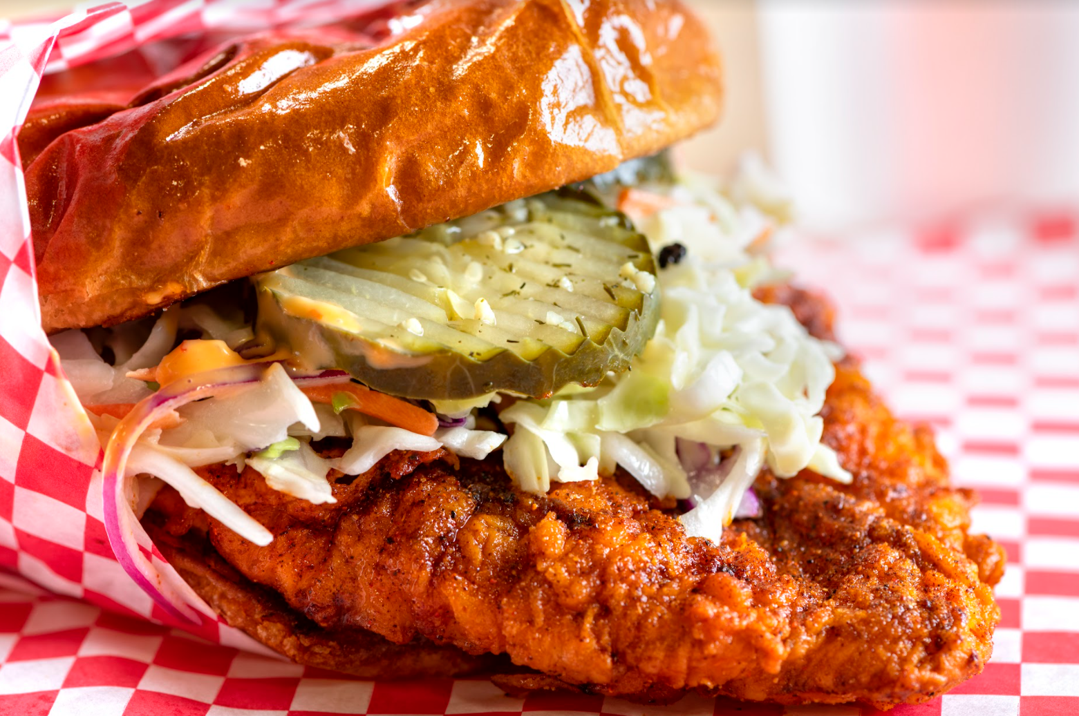 Monroes Hot Chicken Food - PLATES