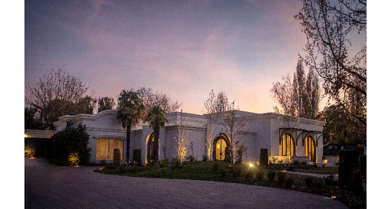 Argentina’s Renowned Female Winemaker, Susana Balbo, Opens First Hotel, SB Winemaker´s House &#038; Spa Suites
