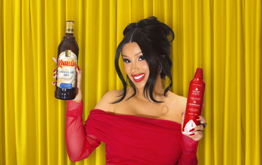 Whipshots_Kahlua_CB_Bottles_Option2