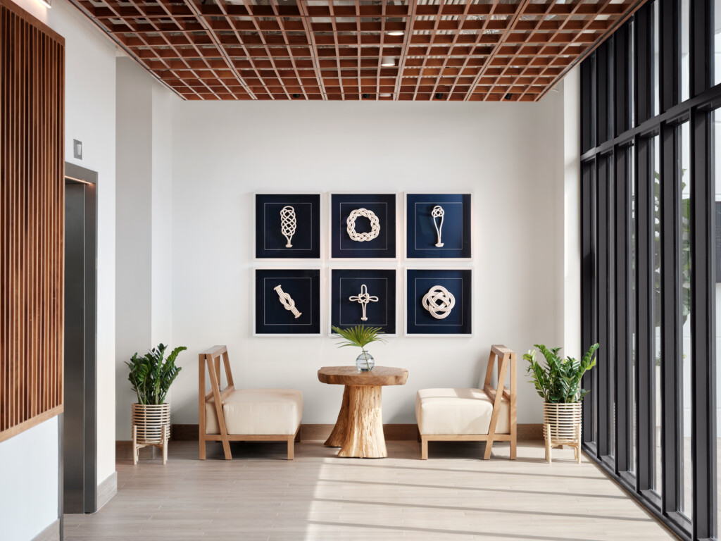 Alfresco Ambiance Shine at Olive & Sea in Fort Lauderdale