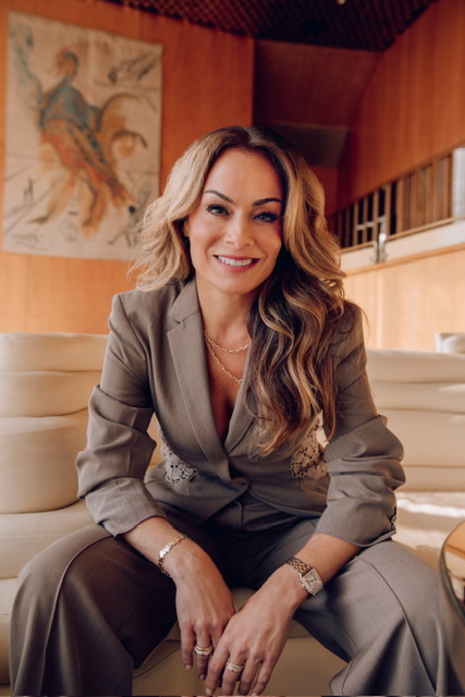 Amber Asher Press Select