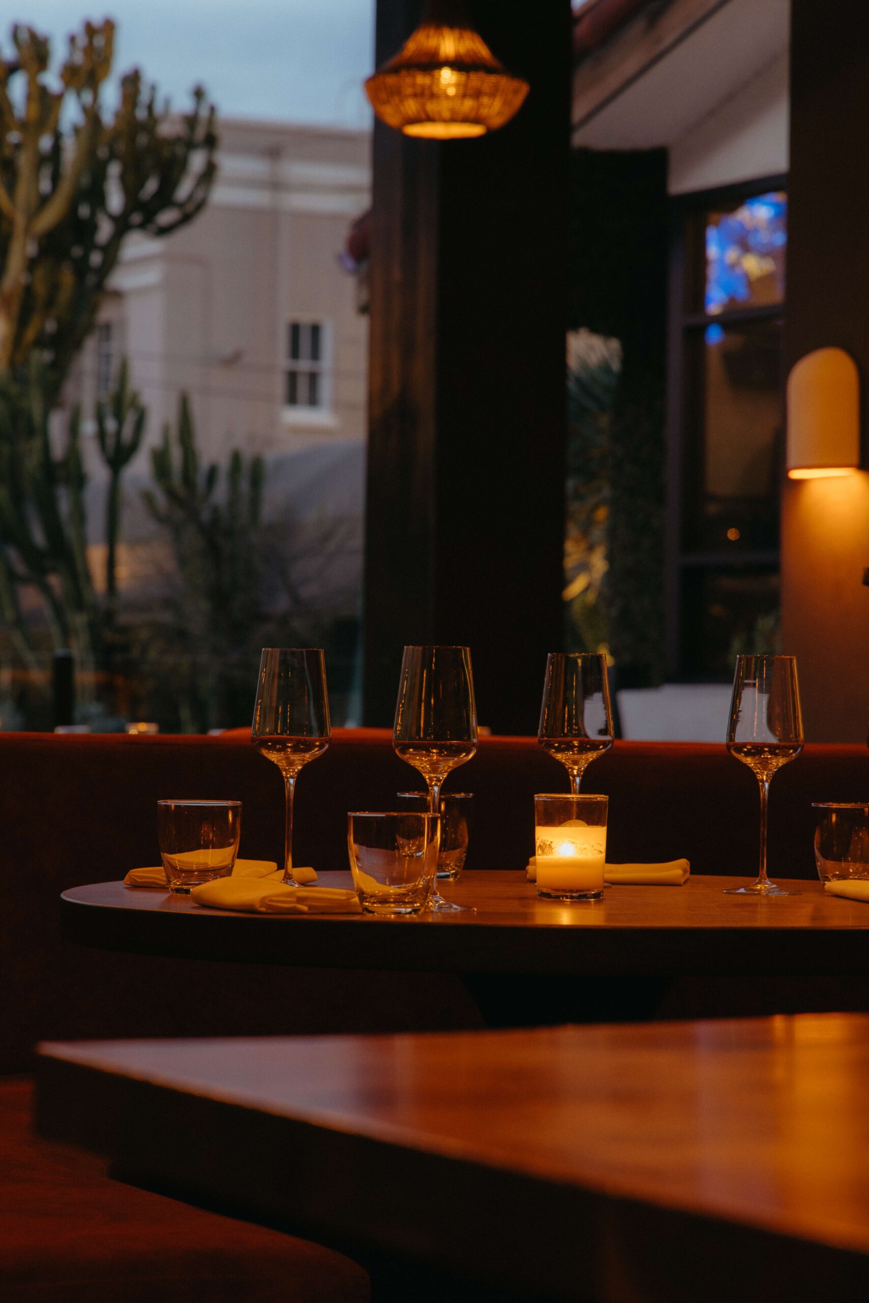 Florence Pool Ambiance 1