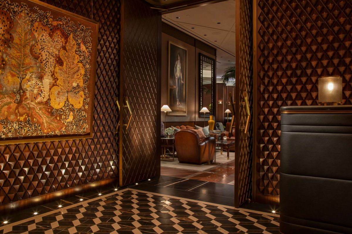 Entrance_Zero Bond at Wynn Las Vegas_Photo Credit_Robert Miller