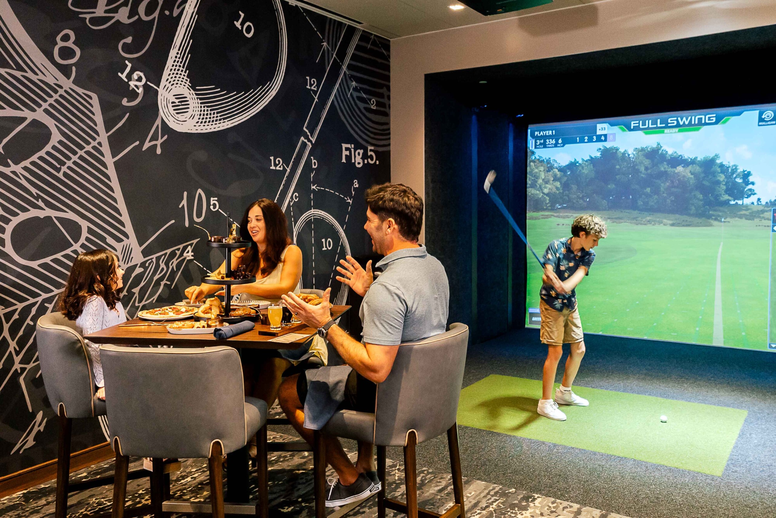 RER_SevenOlive_TopgolfSwing2