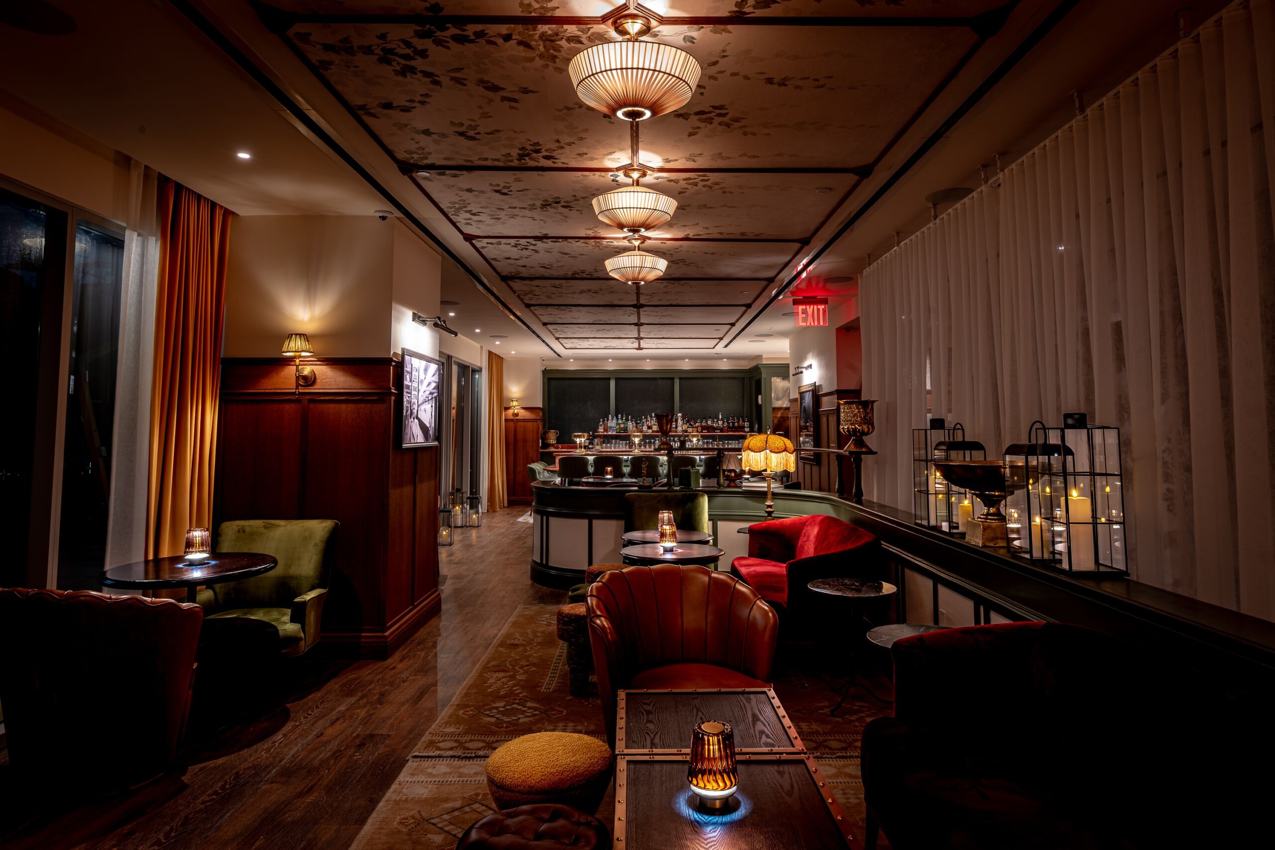 RHG_GOLDENCHILD_INTERIOR-15