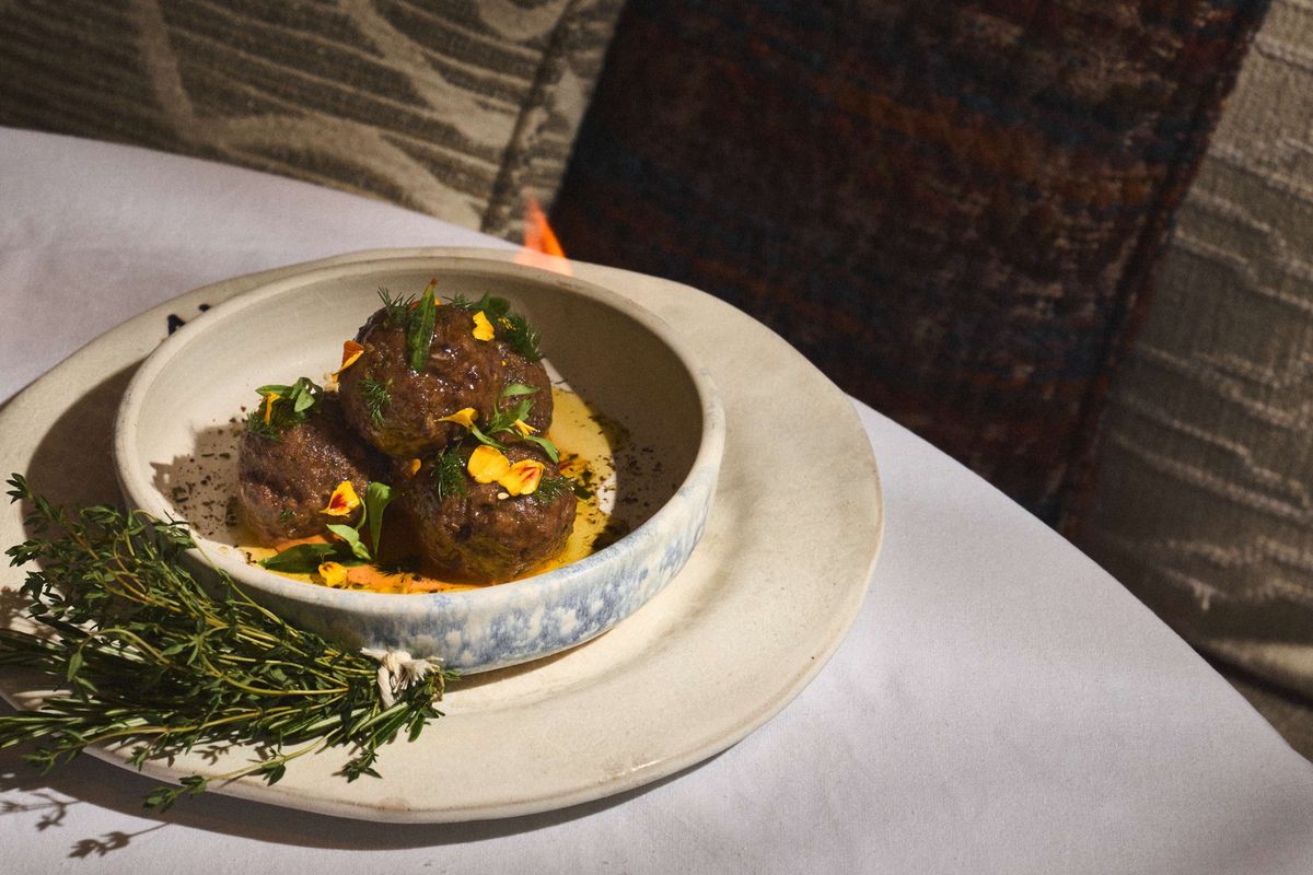 Keftedes Meatballs 3