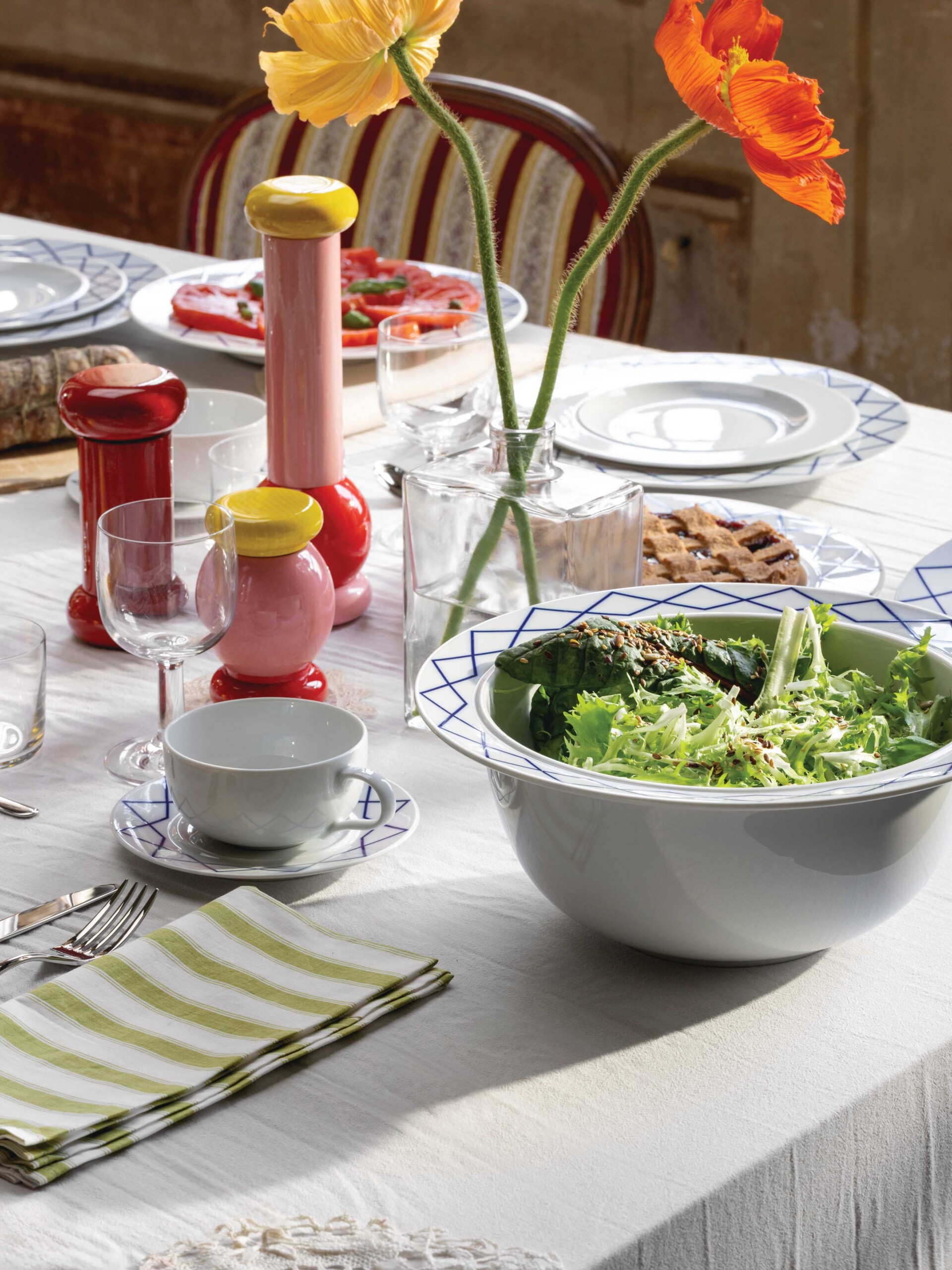 La Bella Tavola and My Beautiful China _saucer for tea and coffee cup and La Bella Tavola tea cup in white porcelain_design Etto (2)