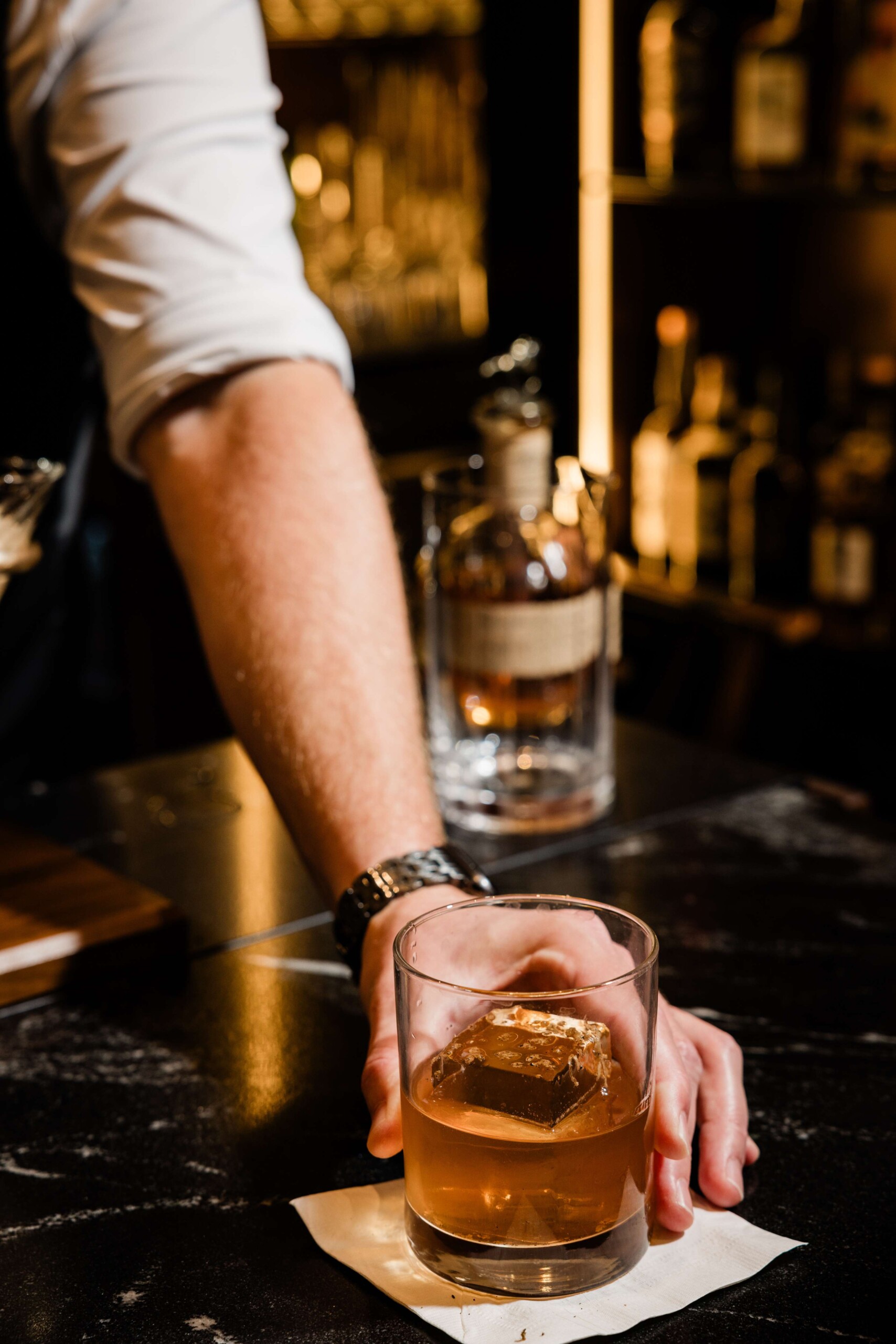 Bern_s Steak House_Macademia Nut Old Fashioned_Pezz Photo_2023